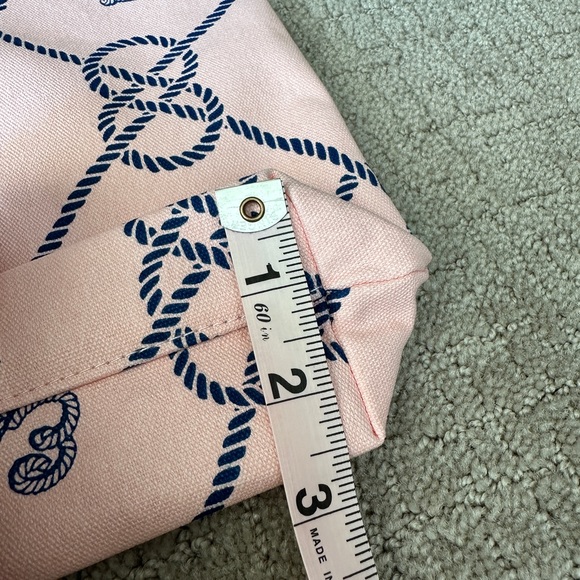 New Estee Lauder pink navy nautical tote - Picture 2 of 7
